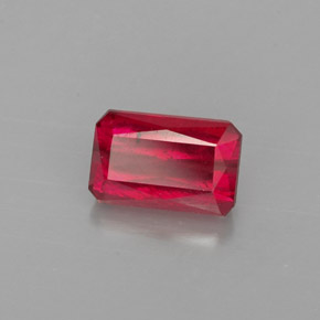 Rubis rouge naturelle taille émeraude, 1,25 ct, VS-SI