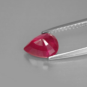 Rubis rouge naturelle en forme de poire, 1,60 ct, SI