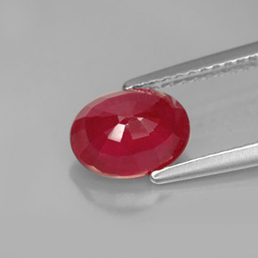 Rubis rouge naturelle coupe ovale, 2,00 ct, SI
