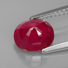 Rubis rouge naturelle coupe ovale, 1,94 ct, SI