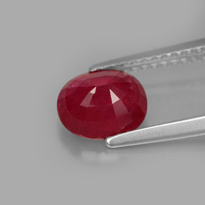 Rubis rouge naturelle coupe ovale, 1,87 ct, SI
