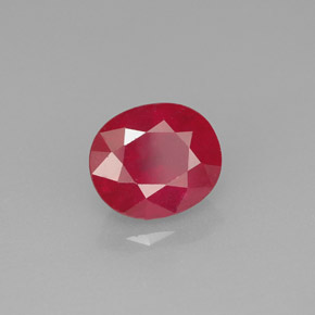 Rubis rouge naturelle coupe ovale, 1,92 ct, SI