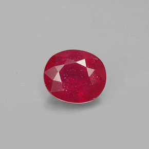 Rubis rouge naturelle coupe ovale, 1,90 ct, SI