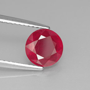 Rubis rouge naturelle coupe roude, 1,91 ct, SI