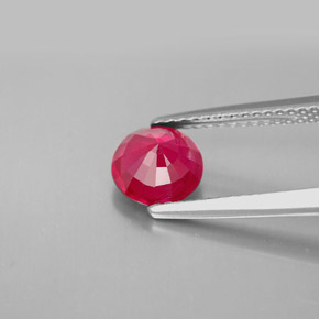 Rubis rouge naturelle coupe roude, 1,61 ct, SI