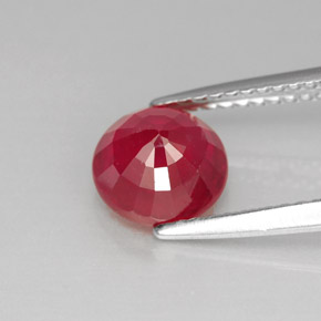 Rubis rouge naturelle coupe roude, 2,02 ct, SI