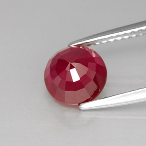 Rubis rouge naturelle coupe roude, 2,16 ct, SI
