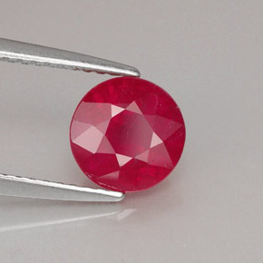 Rubis rouge naturelle coupe roude, 1,93 ct, SI