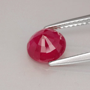 Rubis rouge naturelle coupe roude, 1,93 ct, SI