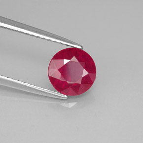 Rubis rouge naturelle coupe roude, 1,95 ct, SI