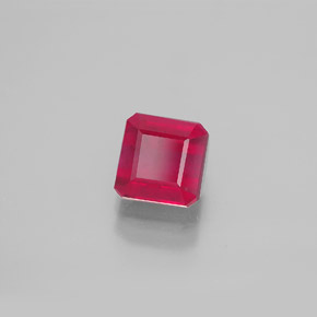 Rubis rouge naturelle taille émeraude, 1,90 ct, SI