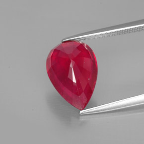 Rubis rouge naturelle en forme de poire, 4,60 ct, SI