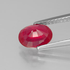 Rubis rouge naturelle coupe ovale, 1,47 ct, SI