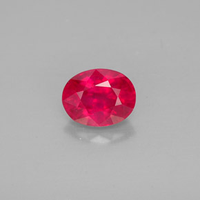 Rubis rouge naturelle coupe ovale, 1,75 ct, SI