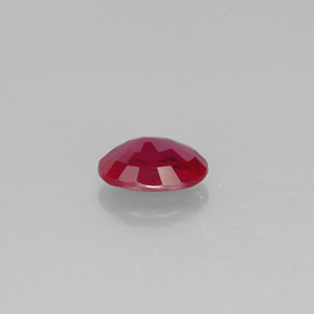 Rubis rouge naturelle coupe ovale, 1,66 ct, SI