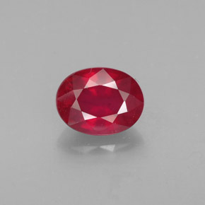 Rubis rouge naturelle coupe ovale, 1,70 ct, SI