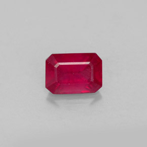 Rubis rouge naturelle taille émeraude, 1,37 ct, VS-SI