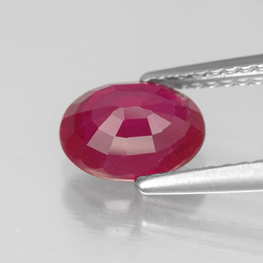 Rubis rouge naturelle coupe ovale, 1,57 ct, SI