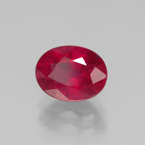 Rubis rouge naturelle coupe ovale, 1,86 ct, SI