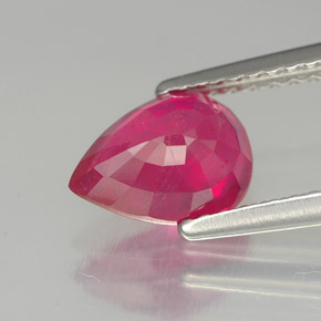 Rubis rouge naturelle en forme de poire, 1,58 ct, SI
