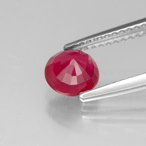 Rubis rouge naturelle coupe roude, 1,09 ct, SI
