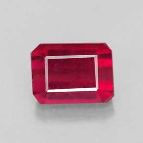 Rubis rouge naturelle taille émeraude, 1,73 ct, SI