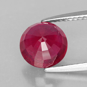 Rubis rouge naturelle coupe roude, 2,82 ct, SI