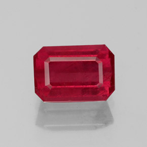 Rubis rouge naturelle taille émeraude, 1,20 ct, SI