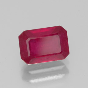 Rubis rouge naturelle taille émeraude, 1,43 ct, VS-SI