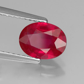 Rubis rouge naturelle coupe ovale, 1,41 ct, VS-SI