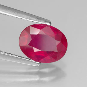 Rubis rouge naturelle coupe ovale, 1,53 ct, SI