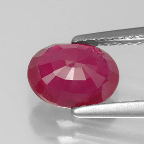 Rubis rouge naturelle coupe ovale, 1,77 ct, SI