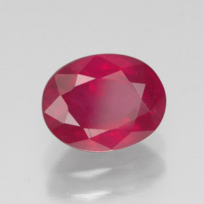 Rubis rouge naturelle coupe ovale, 1,77 ct, SI