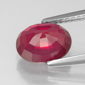 Rubis rouge naturelle coupe ovale, 2,11 ct, SI