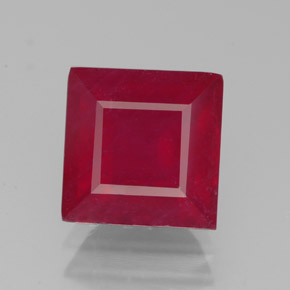 Rubis rouge naturelle carré, 3,44 ct, SI