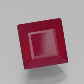 Rubis rouge naturelle carré, 3,44 ct, SI