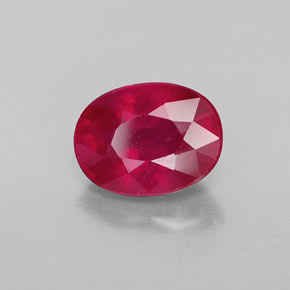 Rubis rouge naturelle coupe ovale, 2,02 ct, VS-SI