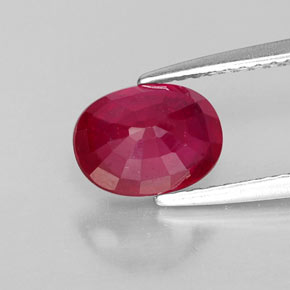 Rubis rouge naturelle coupe ovale, 2,02 ct, VS-SI