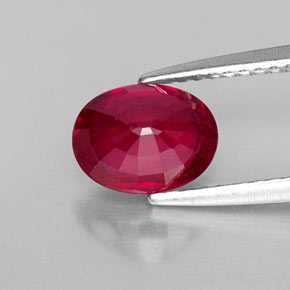 Rubis rouge naturelle coupe ovale, 1,76 ct, VS-SI