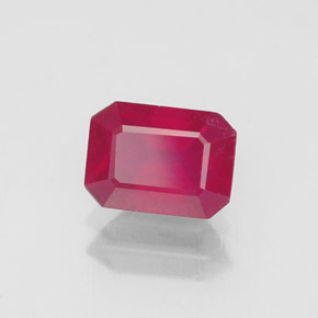 Rubis rouge naturelle taille émeraude, 1,47 ct, VS-SI