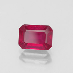 Rubis rouge naturelle taille émeraude, 1,50 ct, VS-SI