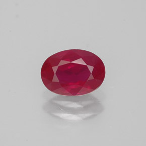 Rubis rouge naturelle coupe ovale, 0,89 ct, VS-SI