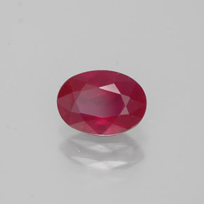 Rubis rouge naturelle coupe ovale, 0,89 ct, VS-SI