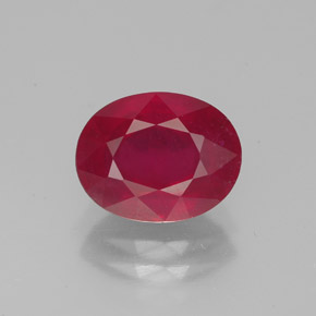 Rubis rouge naturelle coupe ovale, 2,81 ct, VS-SI