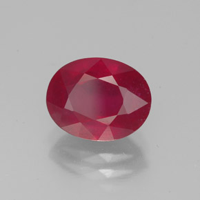 Rubis rouge naturelle coupe ovale, 2,81 ct, VS-SI