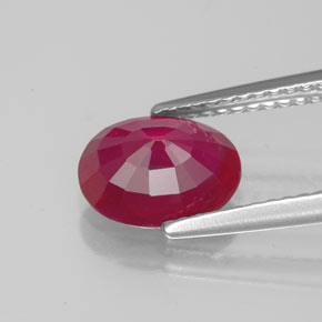 Rubis rouge naturelle coupe ovale, 1,93 ct, VS-SI