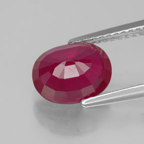 Rubis rouge naturelle coupe ovale, 2,72 ct, VS-SI