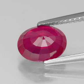 Rubis rouge naturelle coupe ovale, 2,55 ct, VS-SI