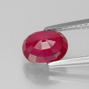 Rubis rouge naturelle coupe ovale, 1,86 ct, VS-SI