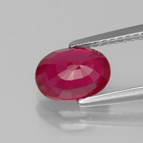 Rubis rouge naturelle coupe ovale, 1,66 ct, VS-SI